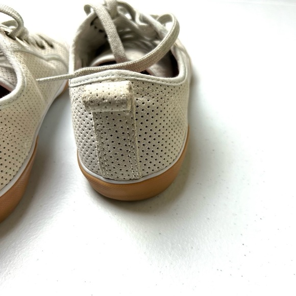 Tommy bahama suede lace-up shoes - Picture 6 of 14